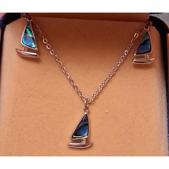 Vintage Sea Opal Sailboat Set Necklace Earrings Anzac Boxed - Picture 2 of 8